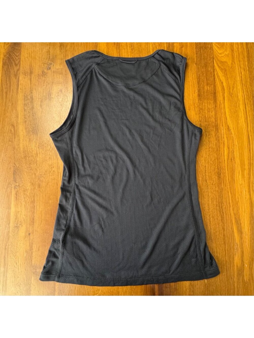 RAPHA Lightweight Mesh Tank Top Womens L Large Sleeveless Base Layer Cycling Tee - Picture 2 of 9